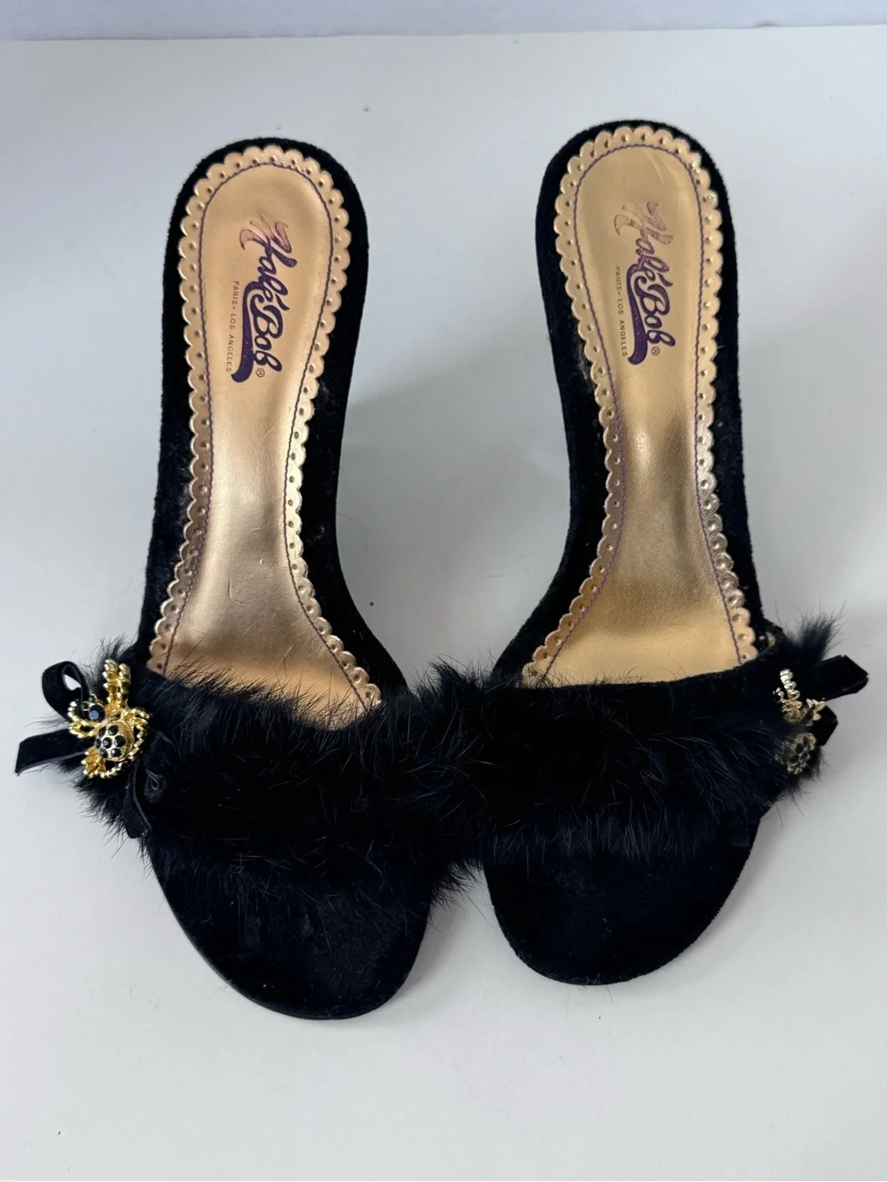 Y2K Hale Bob Black Lucite Heel Wedge Faux Fur Slip On Sandals Gold Broche 7.5